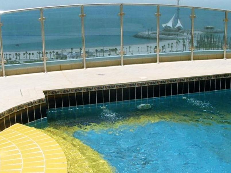 Le Royal Corniche Hotel Salmiya Kültér fotó