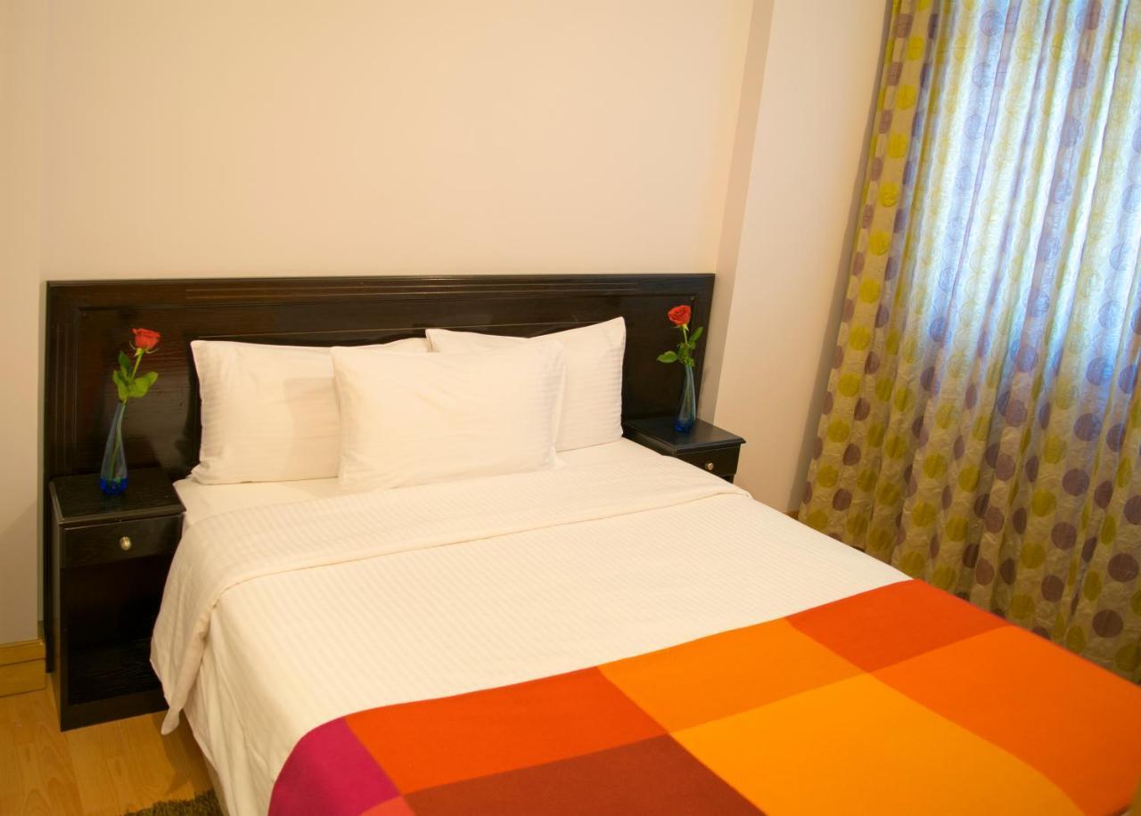 Le Royal Corniche Hotel Salmiya Kültér fotó