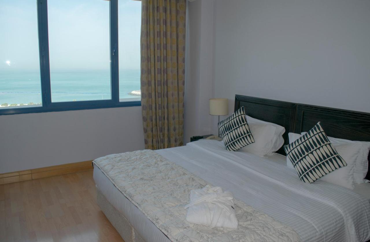 Le Royal Corniche Hotel Salmiya Kültér fotó